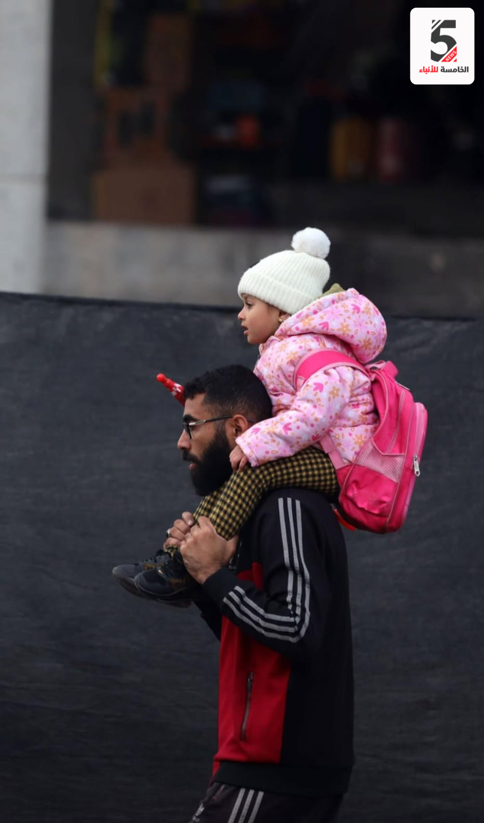 شتاء النازحين في غزة .. حين يتحول المطر إلى مأساة