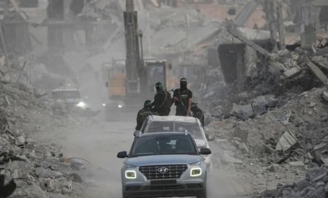 الحكومة الإسرائيلية تمهل “حماس” 60 يومًا لنزع سلاحها و تلوّح باستئناف الحرب