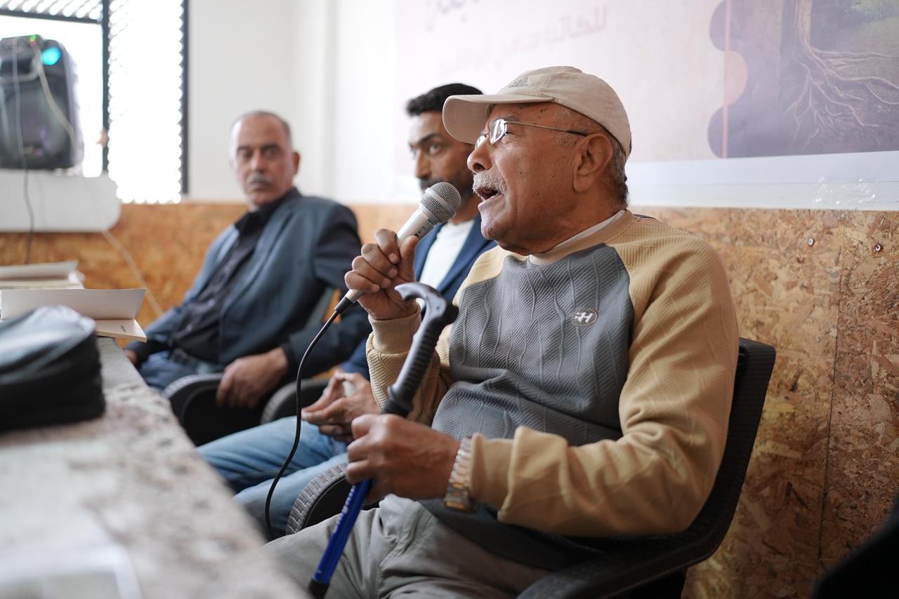 الكاتب (أبو لاشين) يوقع باكورة أعماله الأدبية (الحياة السابعة)