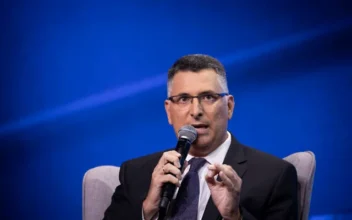 غدعون ساعر يمثل إسرائيل في "مجلس السلام" بواشنطن بدلاً من نتنياهو