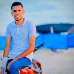 المصور الصحفي الشهيد أنس غنيم .. صاحب الكاميرا التي تحدّت الموت في قلب غزة