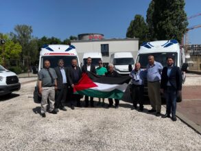 سفارة فلسطين في المجر تعلن شحن مساعدات طبية إلى قطاع غزة