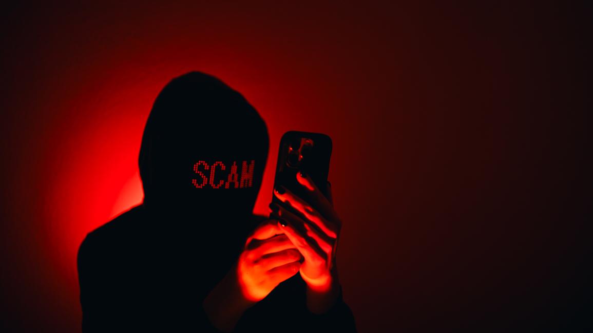 كيف تحمي نفسك من الاحتيال بالذكاء الاصطناعي؟