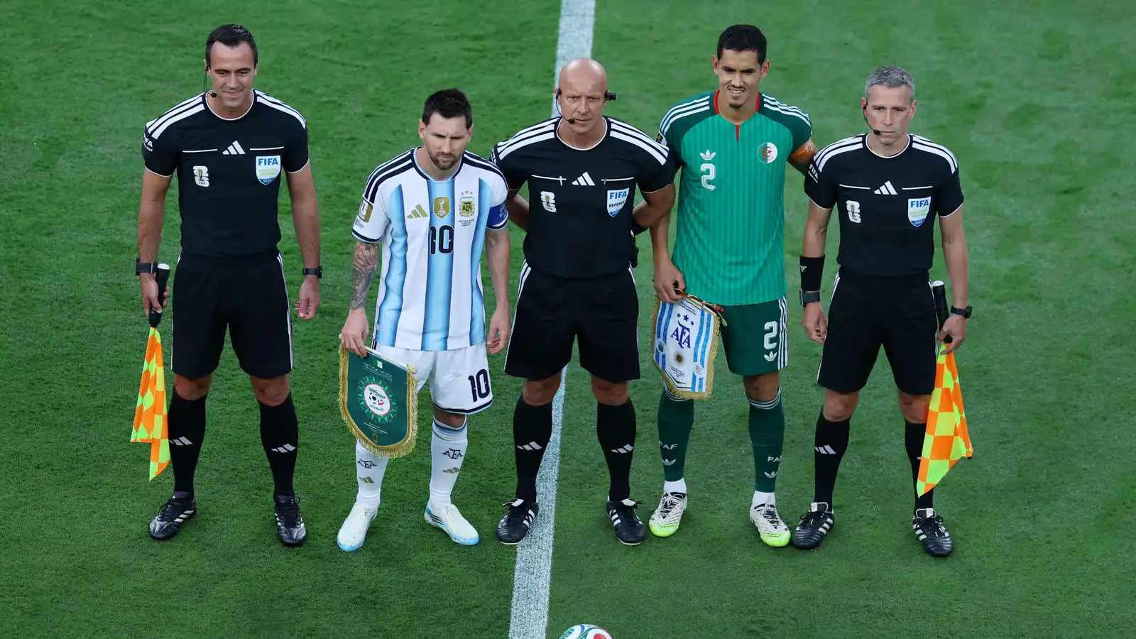 الأخطاء التحكيمية في كأس العالم 2026 تثير جدلاً واسعاً وانتقادات للحكام