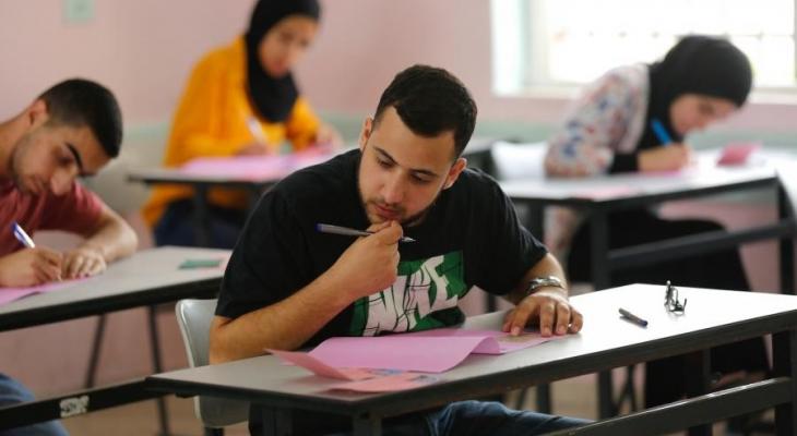انطلاق الدورة الثانية لامتحانات الثانوية العامة حضورياً وورقياً في القدس والضفة وغزة
