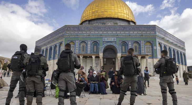 مستعمرون يقتحمون المسجد الأقصى بحماية مشددة من شرطة الاحتلال
