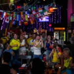 أغرب العادات والتقاليد في كأس العالم.. حين تتحول المدرجات إلى مسرح للدهشة