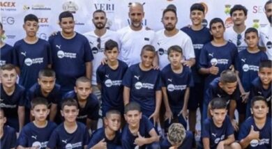 غوارديولا يستضيف 28 طفلًا فلسطينيًا في معسكر رياضي بإسبانيا ضمن مبادرة إنسانية