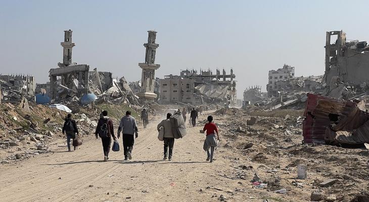 الأورومتوسطي: الاحتلال يفرض عزلا داخليا بغزة تمهيدا للتهجير