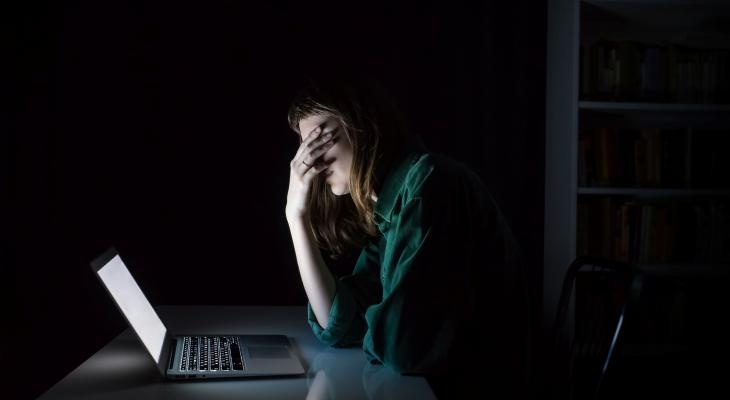 قفزة غير مسبوقة بـ "العنف الرقمي" ضد النساء