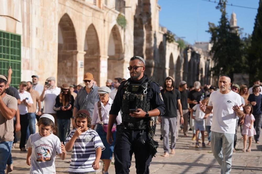 152 مستوطناً يقتحمون المسجد الأقصى ويؤدون طقوساً تلمودية في باحاته