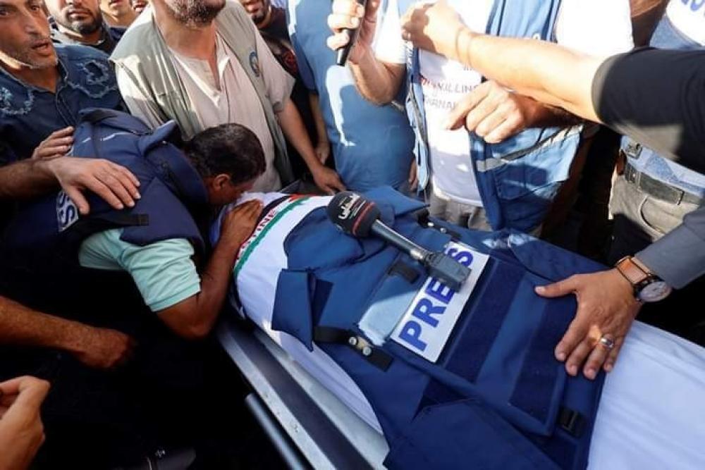 منتدى الإعلاميين الفلسطينيين يطالب بريطانيا بفرض عقوبات على إسرائيل لاستهدافها الصحفيين