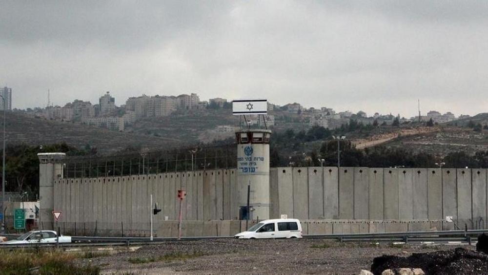 إعلام الأسرى: الاحتلال يُجدد الاعتقال الإداري لمقدسيين ويستهدف الأطفال بتوقيع "كاتس"
