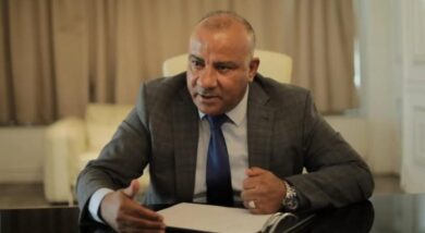 الاحتلال يقتحم منزل الوزير مؤيد شعبان ويهدده بسبب مواقفه المناهضة للاستيطان