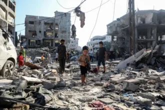 شهيدة وإصابات جراء القصف الإسرائيلي على قطاع غزة