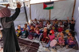 700 ألف طالب في غزة أمام عام دراسي مختلف بعد ثلاث سنوات من التوقف