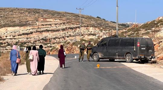 الاحتلال يحول منزلًا إلى ثكنة ويعتقل 28 مواطنًا في المغير