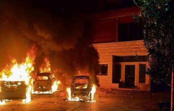 اعتداء جديد للمستوطنين.. إحراق منزلين وتهجير سكانهما في جالود جنوب نابلس