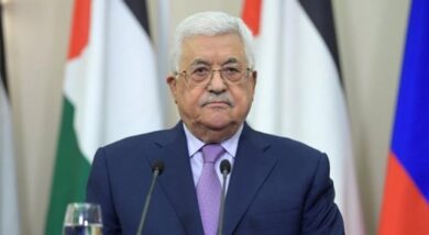 الرئيس عباس يتوجه إلى القاهرة لبحث تطورات القضية الفلسطينية وإعادة إعمار غزة