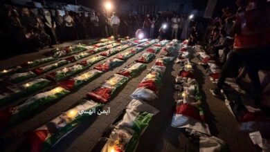 غزة تشيّع 100 شهيد بعد انتشالهم من تحت الأنقاض