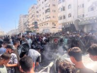 شهيدان وعدد من الإصابات في قصف مسيرة إسرائيلية لمركبة مدنية غرب غزة
