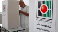 خيام بدل المدارس.. كيف تستعد غزة لإجراء الانتخابات في موعدها؟