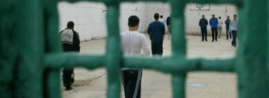 الاحتلال يصدر أوامر اعتقال إداري بحق أسرى فلسطينيين