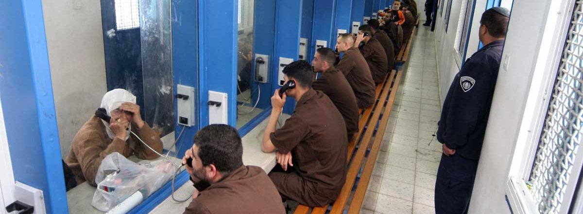 الصليب الأحمر: لا موعد محدداً لزيارة الأسرى الفلسطينيين