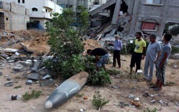 مخلفات قنابل الاحتلال تحاصر غزة.. أكثر من 1200 شهيد ومصاب جراء الذخائر المتفجرة