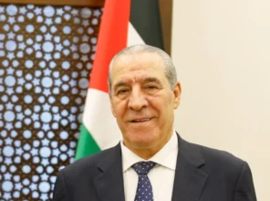  حسين الشيخ يدعو إلى إدانة دولية لسياسة العقاب الجماعي بحق الفلسطينيين