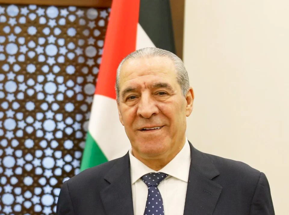  حسين الشيخ يدعو إلى إدانة دولية لسياسة العقاب الجماعي بحق الفلسطينيين
