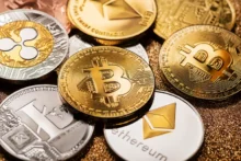 تحذيرات في إسرائيل من تداعيات العقوبات الدولية.. ونتنياهو يطرح العملات المشفرة بديلًا للمصارف