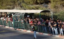 الاحتلال يحظر دخول العمال الفلسطينيين إلى المستوطنات بالضفة والأغوار