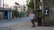 شهيد في الخليل وإصابتان واعتقالات خلال اقتحامات بالضفة