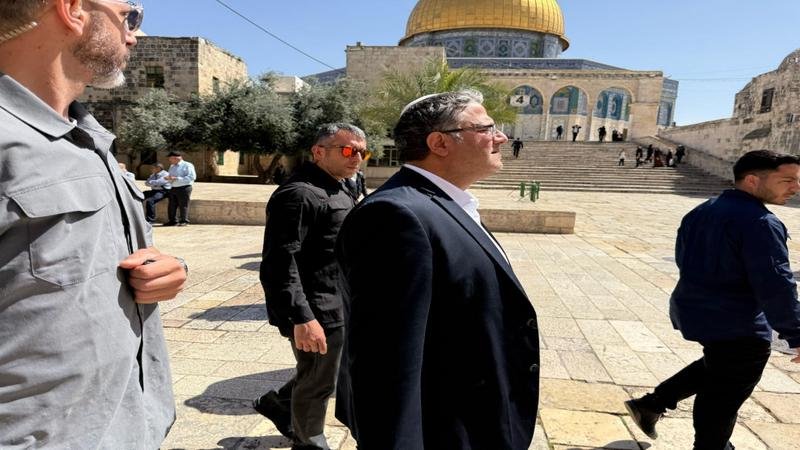 الأردن يدين اقتحام بن غفير للأقصى ويحذر من فرض واقع جديد