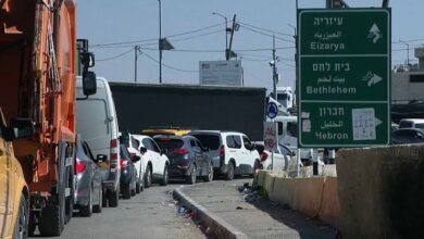 الاحتلال يغلق مداخل رام الله وينصب حواجز وسط أزمة مرورية خانقة